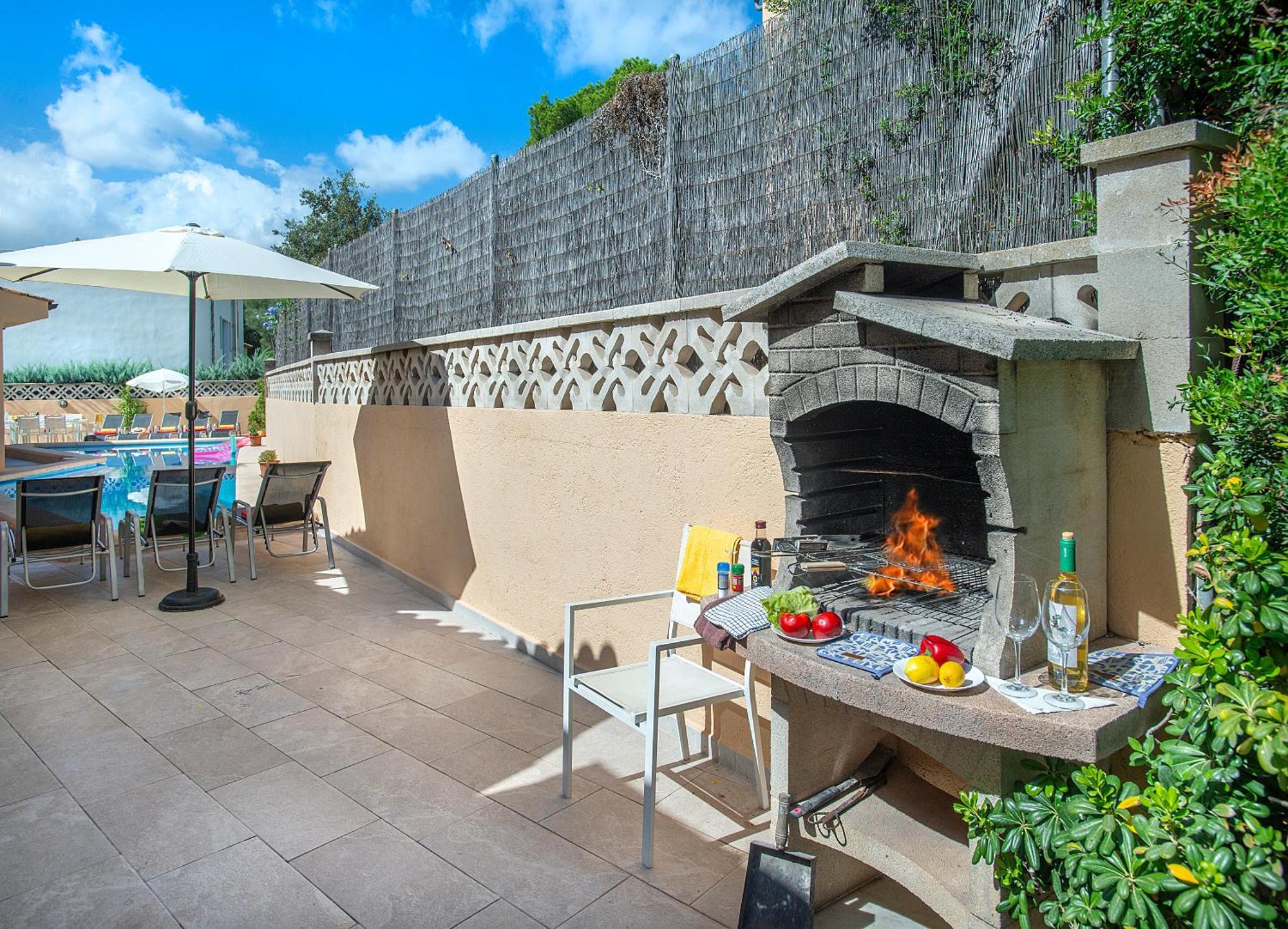 Villa Owl Tonieta- 10 Min Walk To The Cala de Sant Vicenc