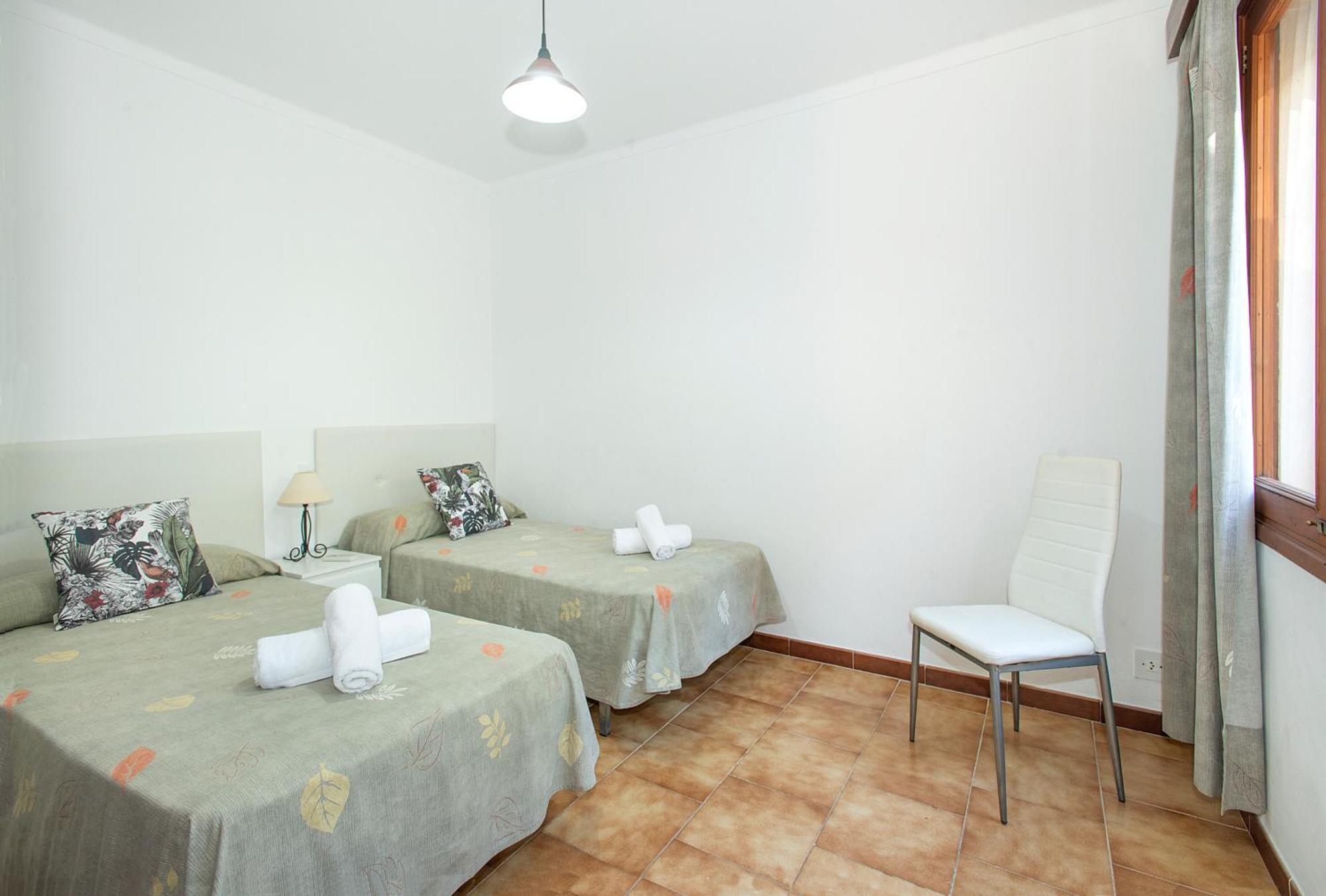 Owl Tonieta- 10 Min Walk To The Cala de Sant Vicenc
